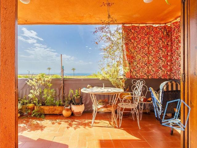 Piso en venta en Cunit, de 75 m² 3 habitaciones por 239.000
