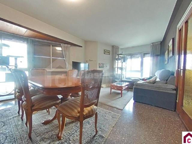 Piso en Venta en Ca n'Aurell