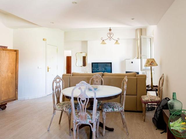 Piso en venta en Cacabelos. Se vende amplísimo piso reformado en Cacabelos!. Pisos.