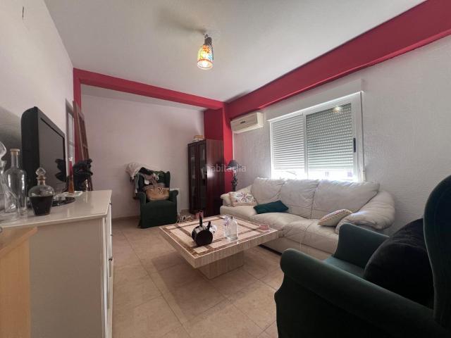 Piso en venta en Cáceres, Casco Antiguo. Venta de piso cercano al Casco Antiguo de 3 habitaciones y ascensor y terraza comunitaria con vistas espectaculares. Pisos.