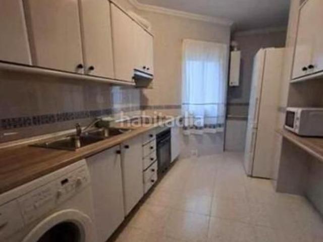 Piso en venta en Cáceres, Centro. Piso en el Perú con garaje. Pisos.