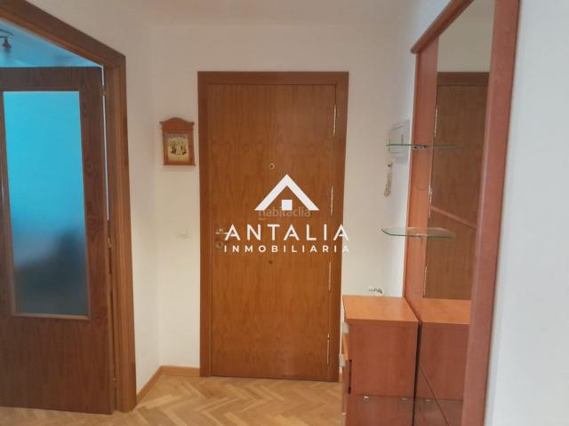 Piso en venta en Cáceres, Centro. Piso en venta en Calle Francia. Pisos.