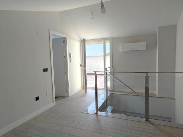 Piso en venta en Cáceres, Aguas Vivas La Zambomba. VIVIENDA DE TRES DORMITORIOS CON TERRAZA. Pisos.