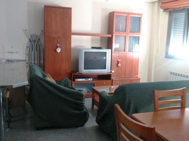 Piso en venta en Cáceres, HERNAN CORTES