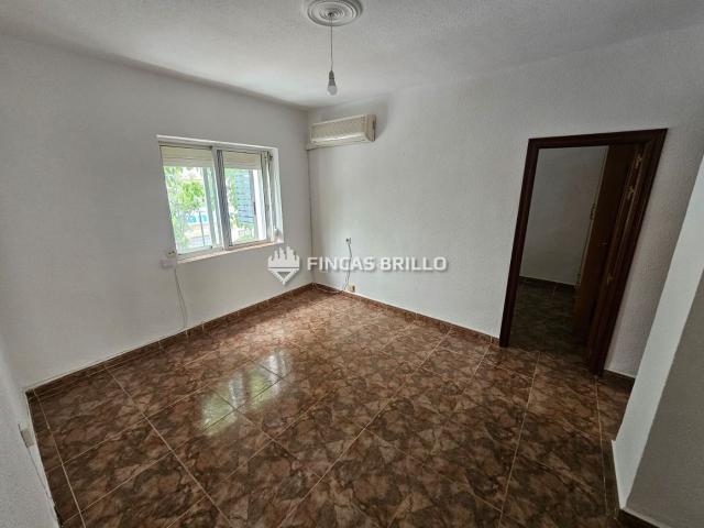 Piso en venta en Cáceres, Nuevo Cáceres. ¡Oportunidad de vivienda en llopis!. Pisos.
