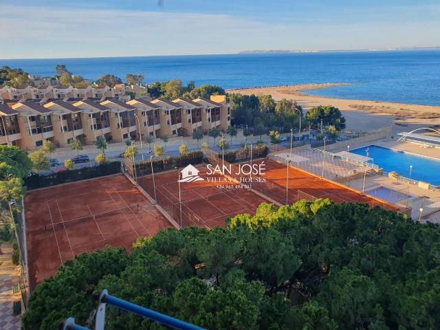 Piso en Venta en Cabo de las Huertas