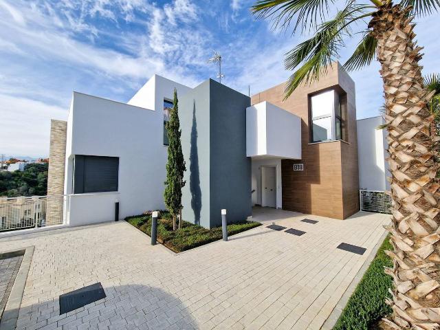 Piso en Venta en Cabopino Artola