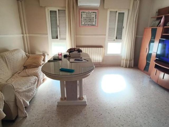 Piso en venta en Cabra, Gargallo