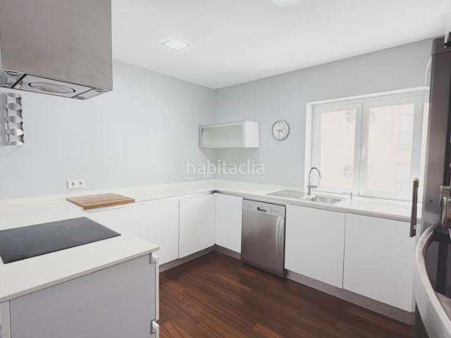 Piso en venta en Cádiz, Asdrúbal Bahía Blanca. Magnífico piso reformado en Bahía Blanca. Pisos.