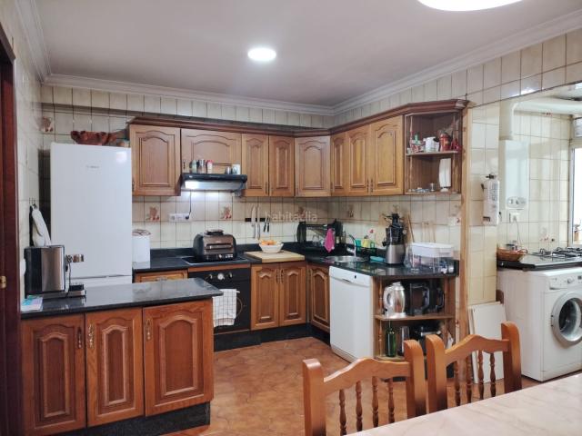 Piso en venta en Cádiz, Asdrúbal Bahía Blanca. PISO EN PLAYA VICTORIA CON ASCENSOR y POSIBILIDAD DE GARAJE. Pisos.