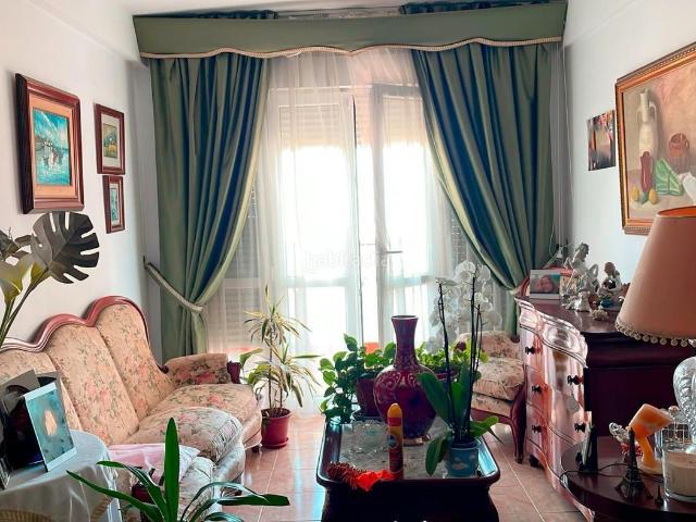 Piso en venta en Cádiz, La Caleta La Viña. AMPLIA VIVIENDA A LOS PIES DE LA CALETA. Pisos.