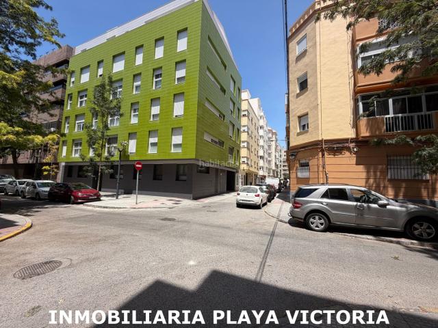 Piso en venta en Cádiz, Paseo Marítimo San José La Laguna. OPORTUNIDAD VIVIENDA CUATRO DORMITORIOS SIN ASCENSOR. Pisos.