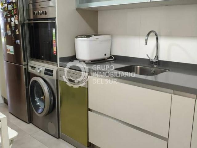 Piso en venta en Cádiz, Paseo Marítimo San José La Laguna. Reformado y Luminoso en La Laguna, Cádiz. Pisos.