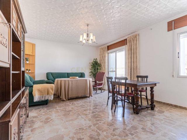 Piso en Venta en Cádiar