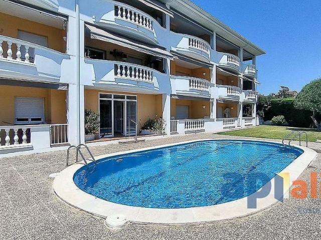 Piso en venta en Calonge, de 47 m² 2 habitaciones por 240.000