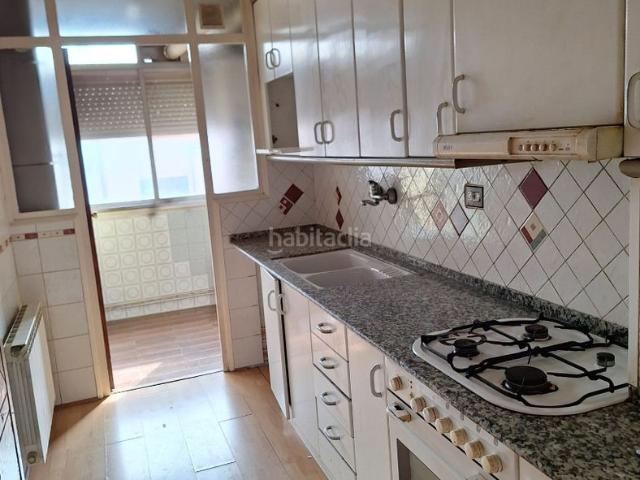 Piso en venta en Calaf. Venta de Piso en Calle Francesc Casajoana Calaf Barcelona. Pisos.