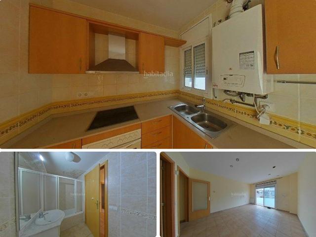 Piso en venta en Calafell, Calafell Poble Costa Dorada. Piso centrico con tres habitaciones y parking. Pisos.