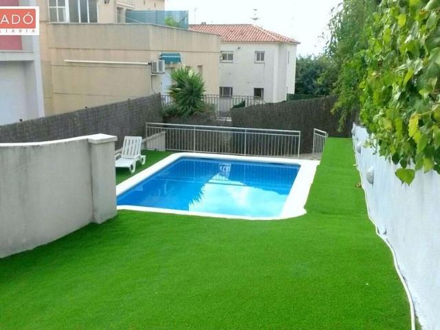 Piso en venta en Calafell, de 52 m² 2 habitaciones por 162.000
