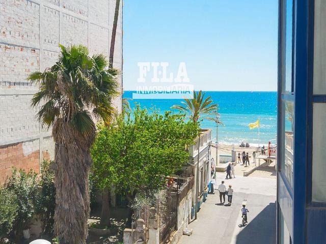Piso en venta en Calafell, de 87 m² 3 habitaciones por 300.000