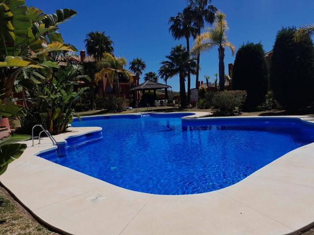 Piso en Venta en Calahonda
