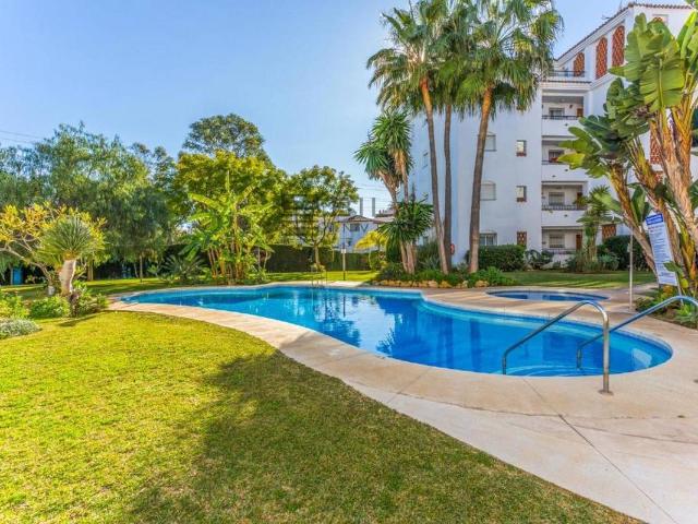 Piso en Venta en Calahonda