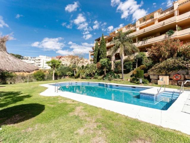 Piso en Venta en Calahonda