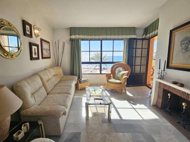 Piso en Venta en Calahonda