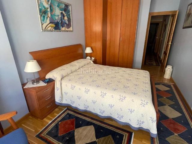 Piso en venta en Calahorra. piso semi nuevo muy cuidado con plaza de garaje y 2 trasteros y balcones. Pisos.
