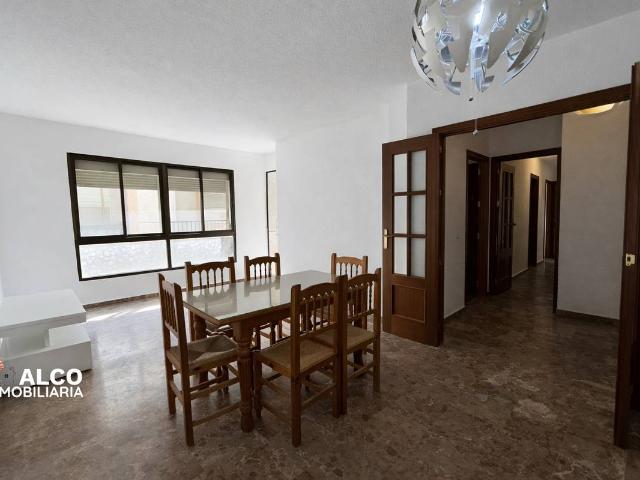Piso en Venta en Caleta de Vélez