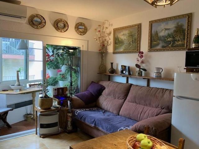 Piso en venta en calle Mugab, Castelló d´Empúries, de 29 m² 1 habitación por 101.000