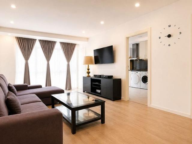 Piso en venta en calle Muntaner, Barcelona, de 109 m² 3 habitaciones por 510.000