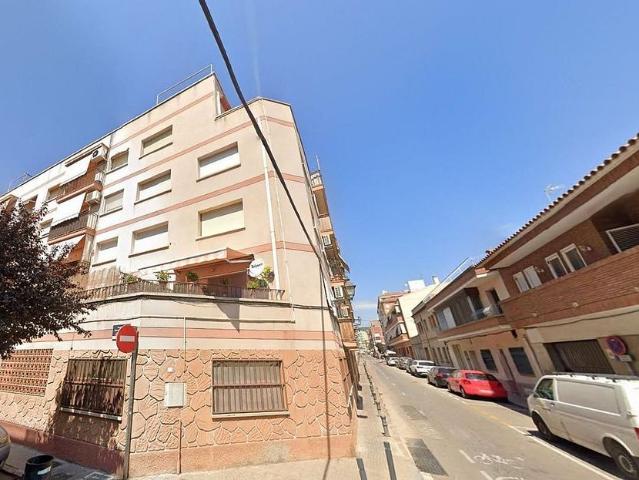 Piso en venta en calle M D Sales, Viladecans, de 200 m² 4 habitaciones por 195.000