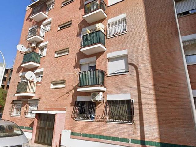 Piso en venta en calle Mas Canals, Sabadell, de 65 m² 3 habitaciones por 60.000
