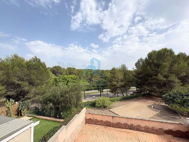 Piso en venta en calle Mas Dels Cups, Tarragona, de 90 m² 3 habitaciones por 195.000