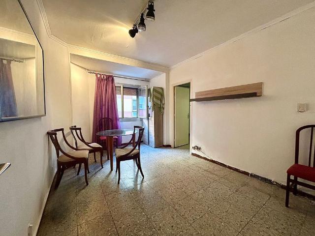 Piso en venta en calle Mas, Hospitalet de Llobregat, L´, de 62 m² 4 habitaciones por 219.000