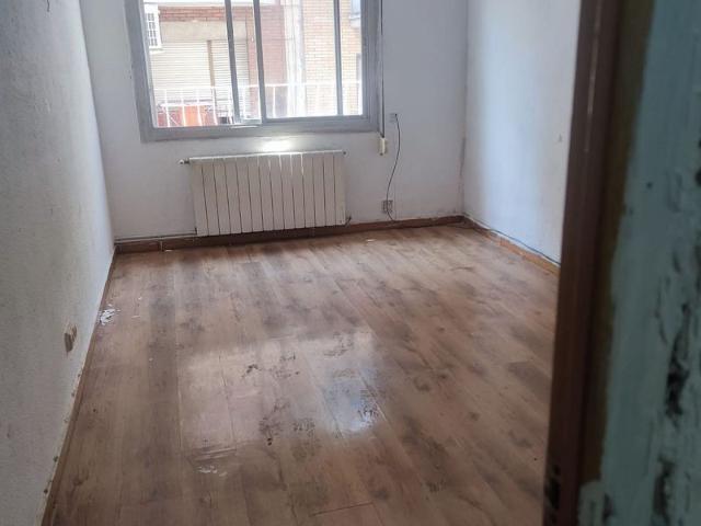 Piso en venta en calle Mas, Hospitalet de Llobregat, L´, de 75 m² 4 habitaciones por 220.000