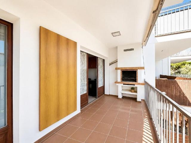 Piso en venta en calle Mas Sais, Castell Platja d´Aro, de 50 m² 2 habitaciones por 245.000