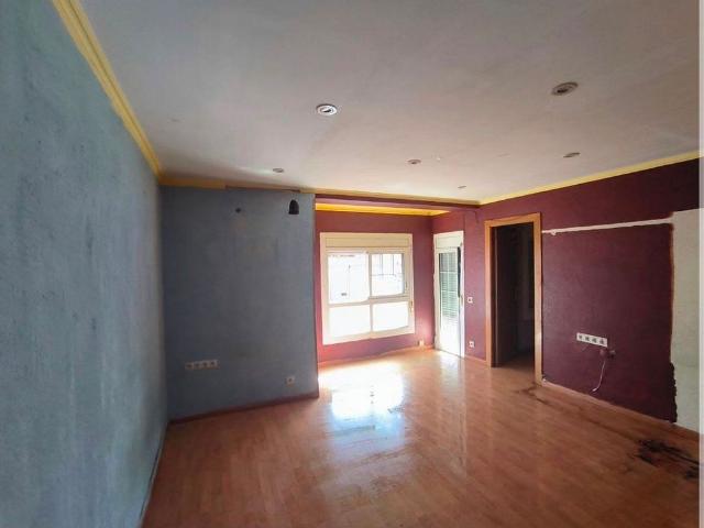 Piso en venta en calle Mare de Deu de Pompeia, Badalona, de 65 m² 2 habitaciones por 193.000