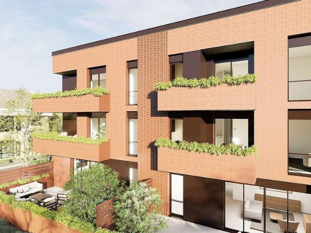 Piso en venta en calle Margarida Xirgu, Granollers, de 85 m² 3 habitaciones por 335.000