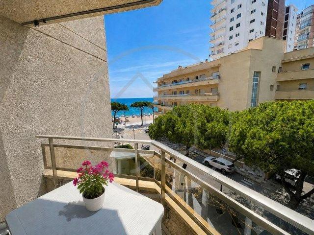Piso en venta en calle Maritim, Castell Platja d´Aro, de 72 m² 1 habitación por 475.000