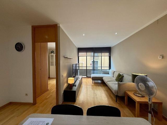 Piso en venta en calle Marques de Barbera, Barcelona, de 67 m² 2 habitaciones por 418.000