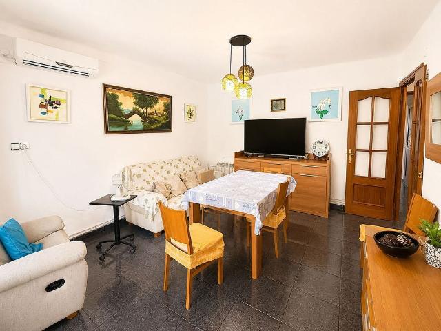 Piso en venta en calle Menorca, Tarragona, de 84 m² 3 habitaciones por 135.000