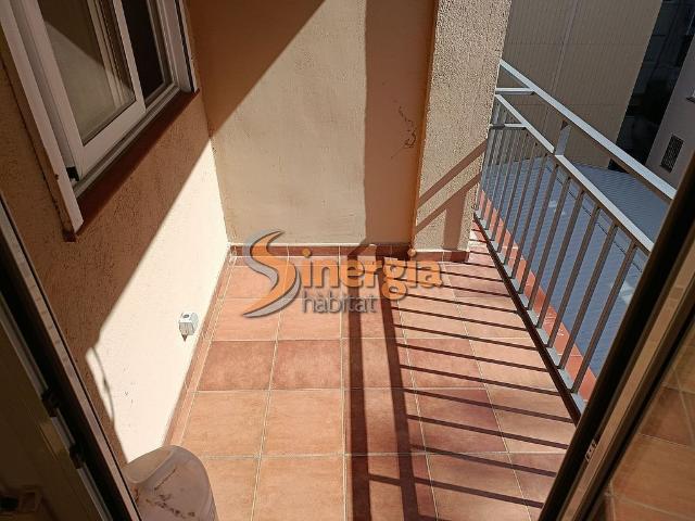 Piso en venta en calle Mestre Candi, Hospitalet de Llobregat, L´, de 65 m² 3 habitaciones por 210.000