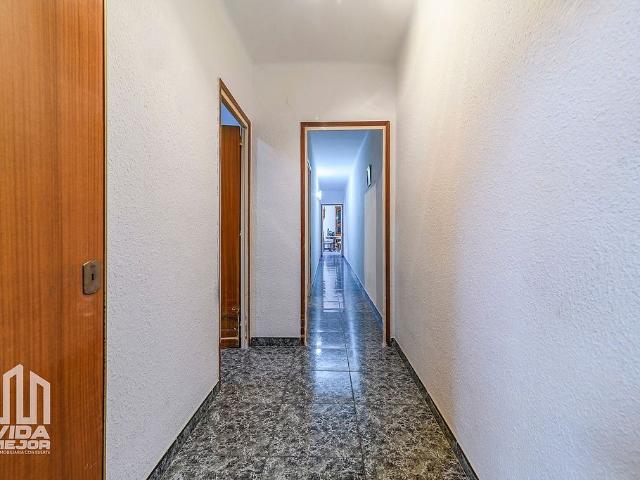 Piso en venta en calle MIL·Lenari, Viladecans, de 74 m² 3 habitaciones por 241.335