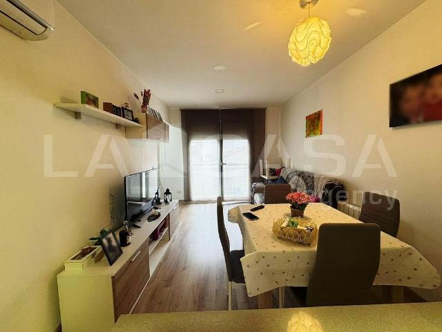 Piso en venta en calle Moianes, Granollers, de 46 m² 2 habitaciones por 180.000