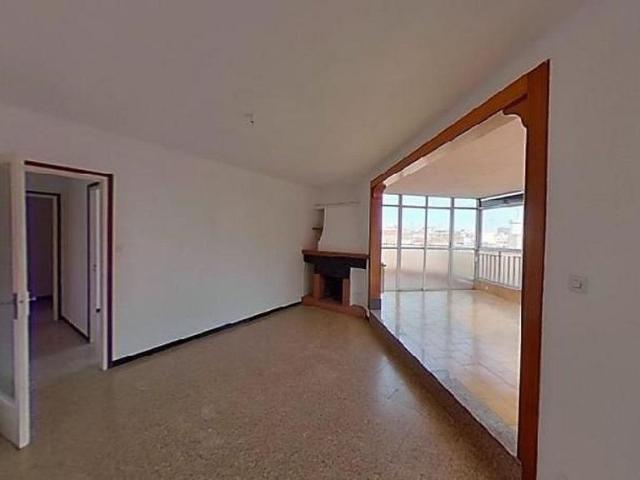 Piso en venta en calle Del Molí, Hospitalet de Llobregat, L´, de 91 m² 4 habitaciones por 258.385