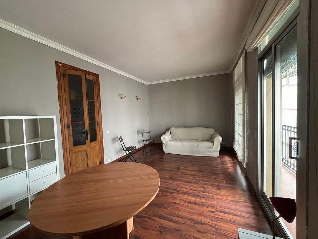 Piso en venta en calle Numancia, Barcelona, de 54 m² 2 habitaciones por 399.000