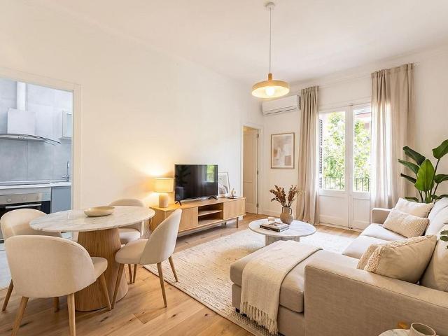 Piso en venta en calle Numància, Barcelona, de 64 m² 3 habitaciones por 420.000
