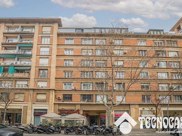 Piso en venta en calle Numància, Barcelona, de 90 m² 4 habitaciones por 510.000