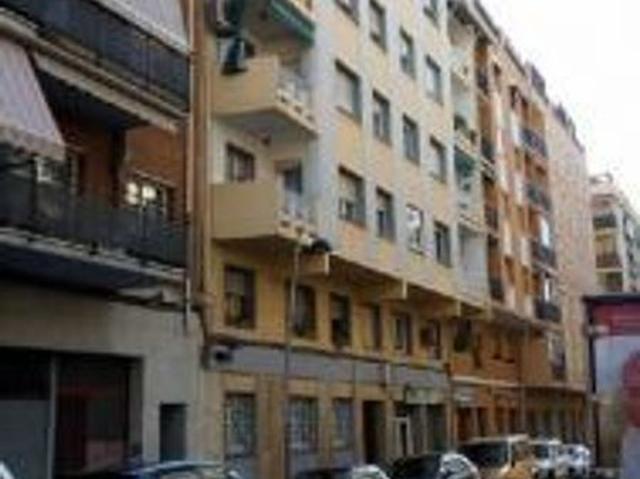 Piso en venta en calle Nostra Senyora Dels Àngels, Ripollet, de 78 m² 3 habitaciones por 162.800
